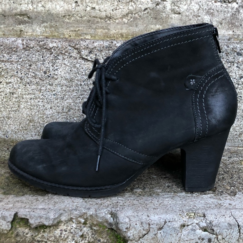 Rockport Cobb Hill Keara Lace-Up Heeled Booties